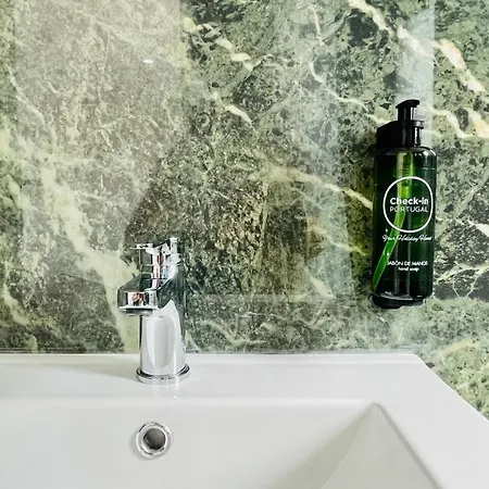 Strip By Check-in Portugal Villa