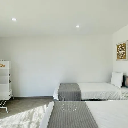Strip By Check-in Portugal Villa *