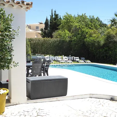 Strip By Check-in Portugal Villa *
