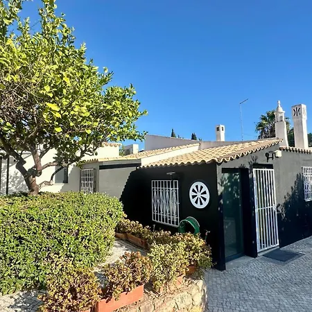 Villa Strip - Private Pool - 12 Guests - Albufeira