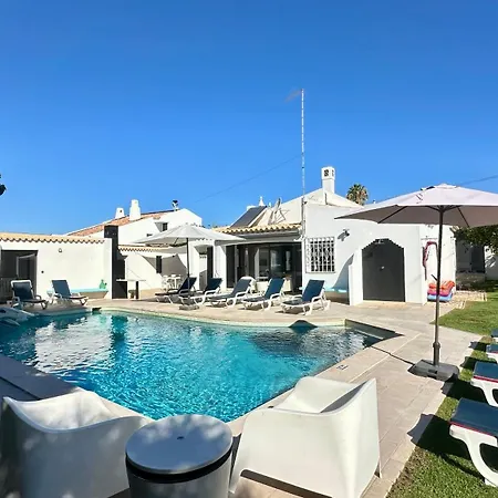 Villa Strip - Private Pool - 12 Guests -