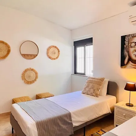 Villa Strip By Check-in Portugal